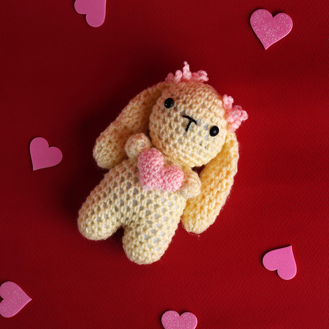 Crochet keepsake - Bunny with a heart