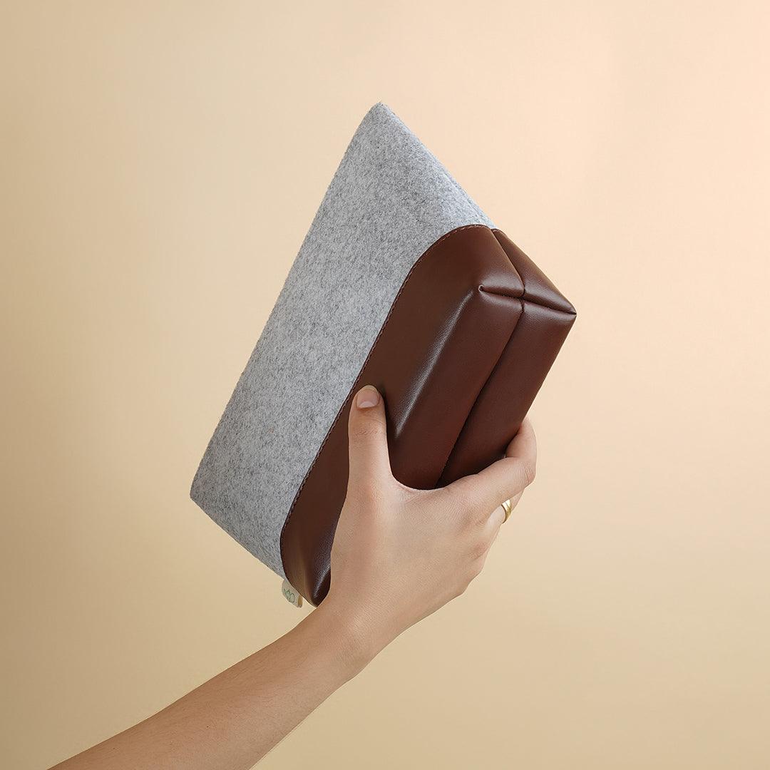 Storage pouches - felt