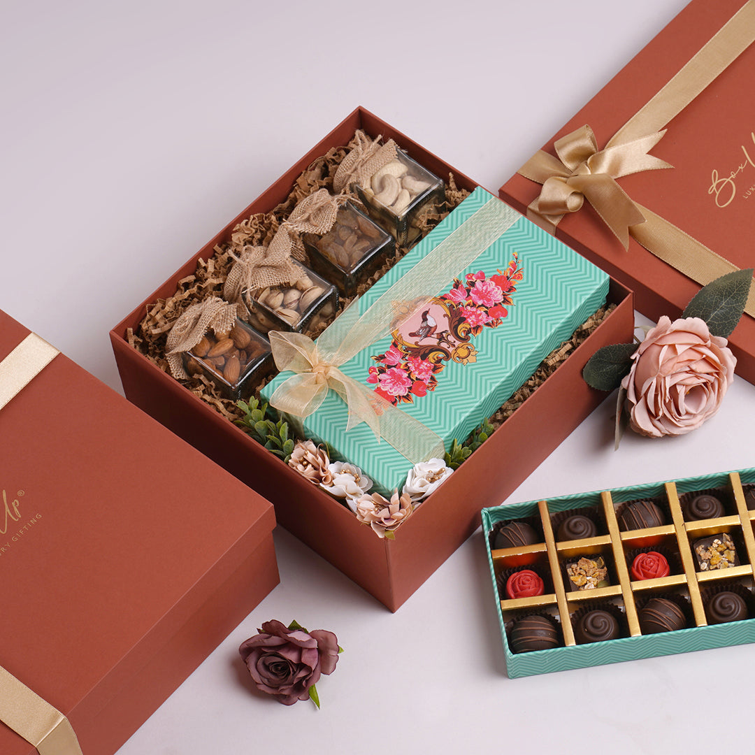 Grab the exclusive range of gift hampers Online in Bangalore