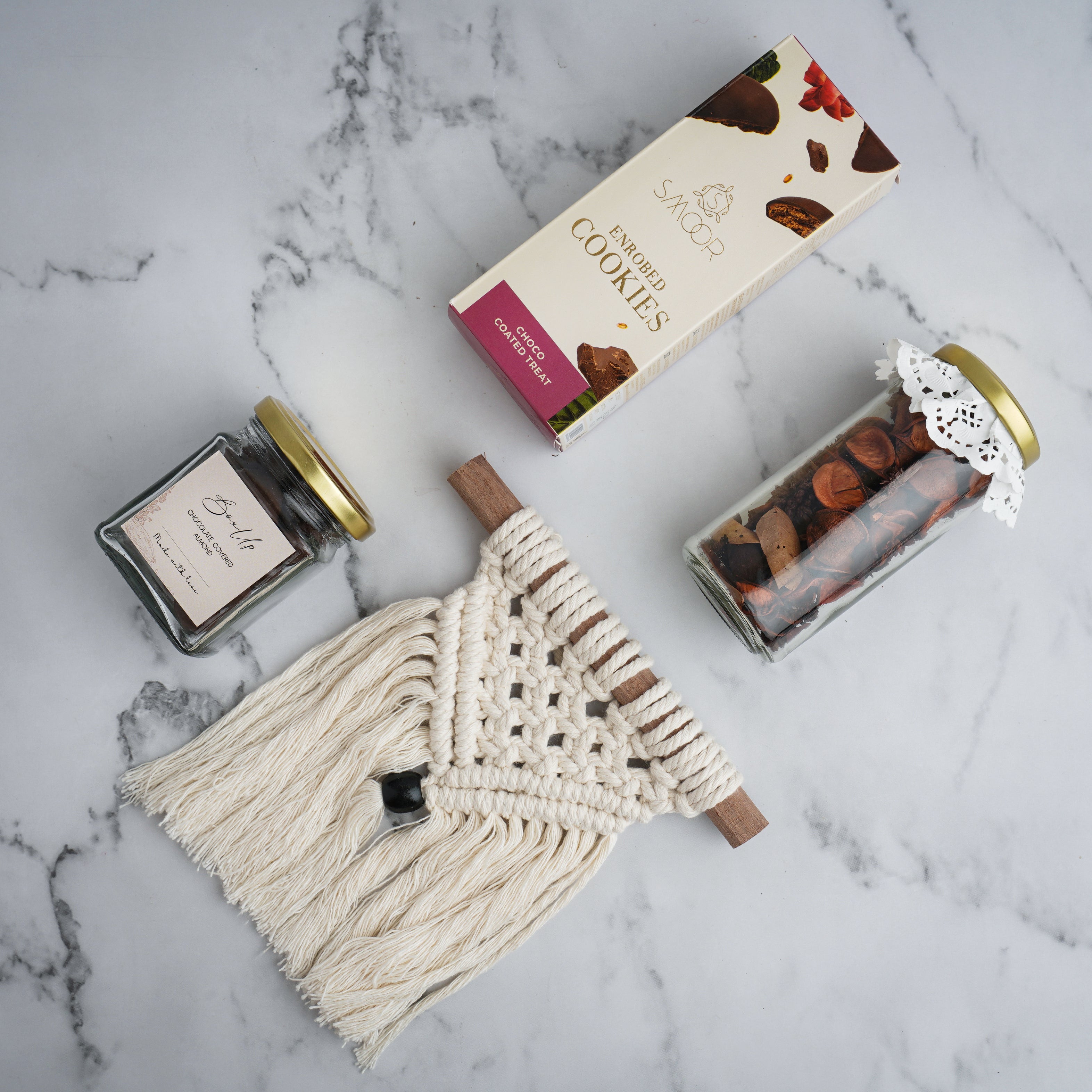 Pramadda Pure Luxury Stylish ITALIA Messenger Sling Bag for Men Pen Gift  Set | valentine gift for boyfriend special | birthday gift for husband |  employee gift ideas. : Amazon.in: Fashion