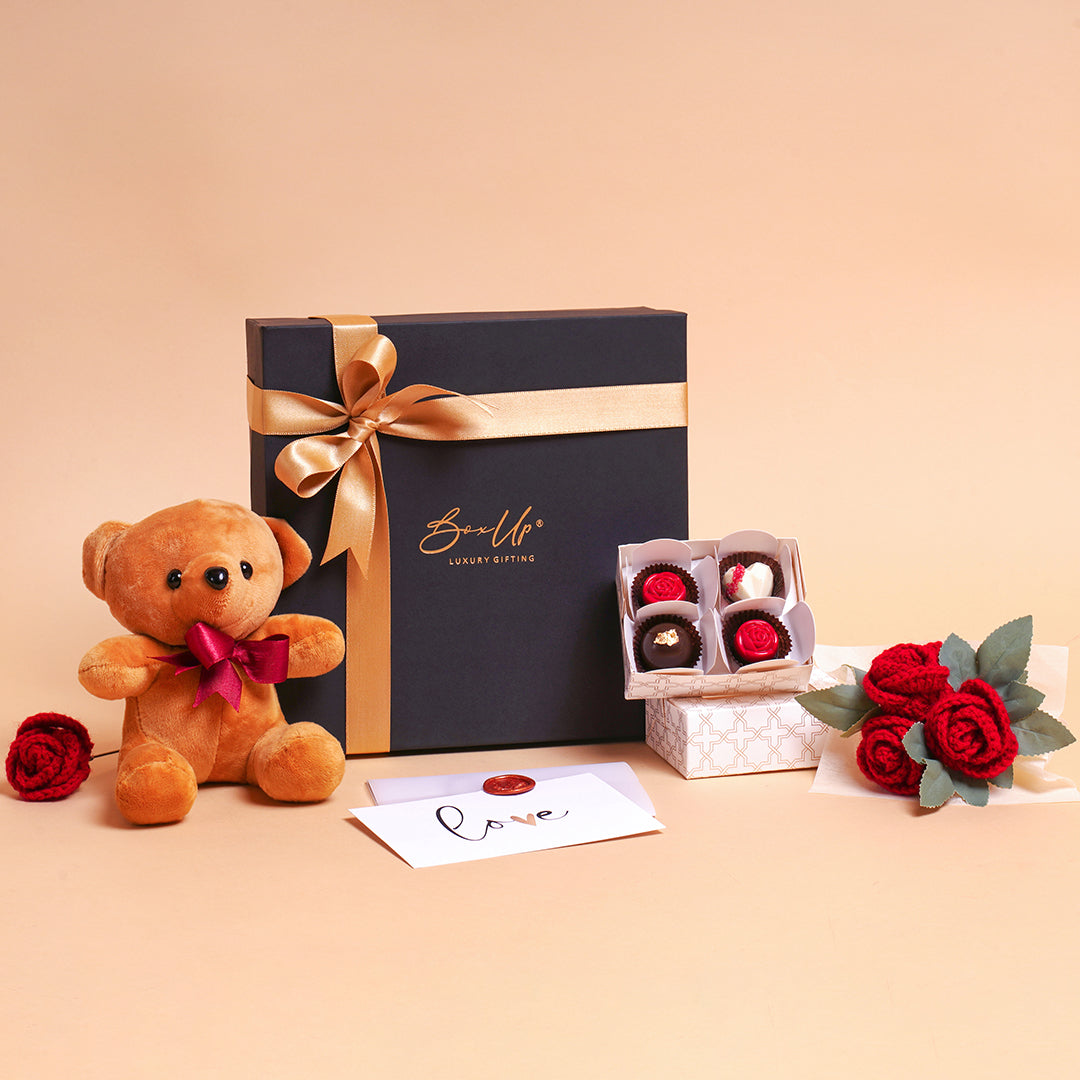 Disney Mickey & Friends Valentine's Gift Box w/ teddy Bear Plush -  valentines day candy, One Basket - Harris Teeter